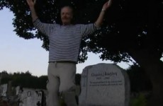 Man (literally) dances on Haughey’s grave to protest FF corruption