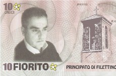 Italian town prints its own currency – and wants to declare independence