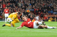 Champions League wrap: United earn narrow win, Messi spares Barca blushes