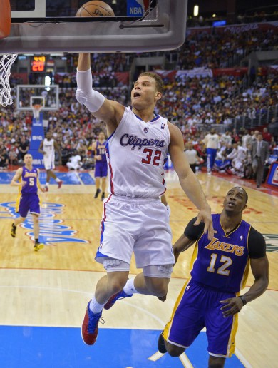 The EXACT moment when Blake Griffin thought: ‘Layup? Nah, I’m dunking this!’