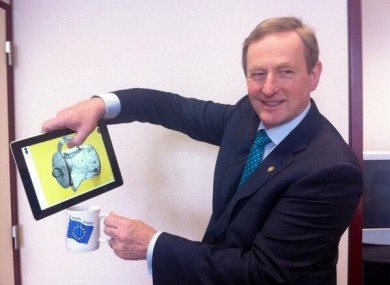 Enda Kenny can pour tea with his iPad but he won't be able to update it just yet